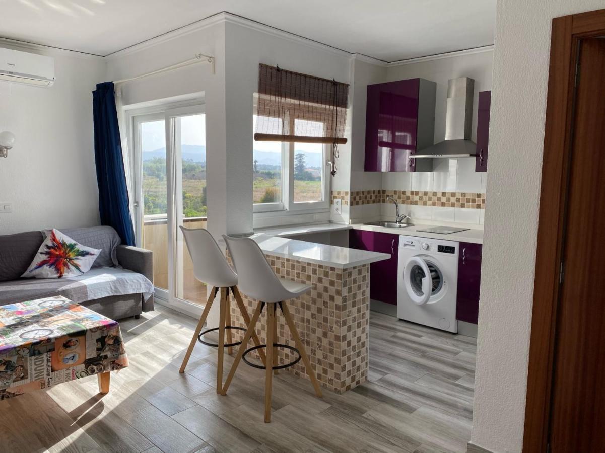 Apartamento Las Marinas II En دينايا المظهر الخارجي الصورة